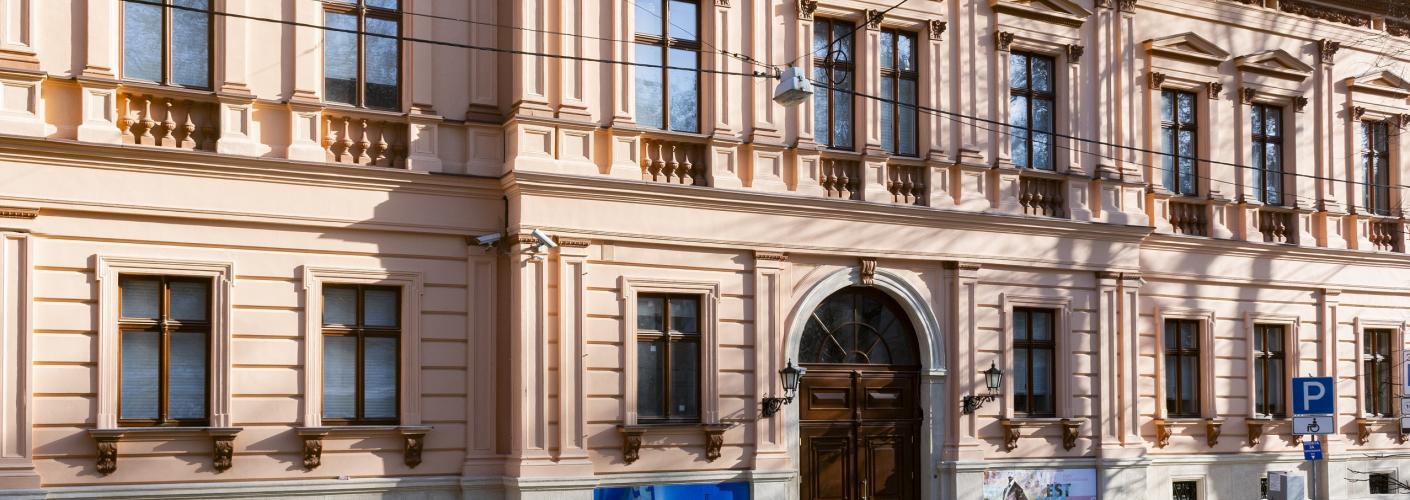 Палац Лозинського Палац Лозинського