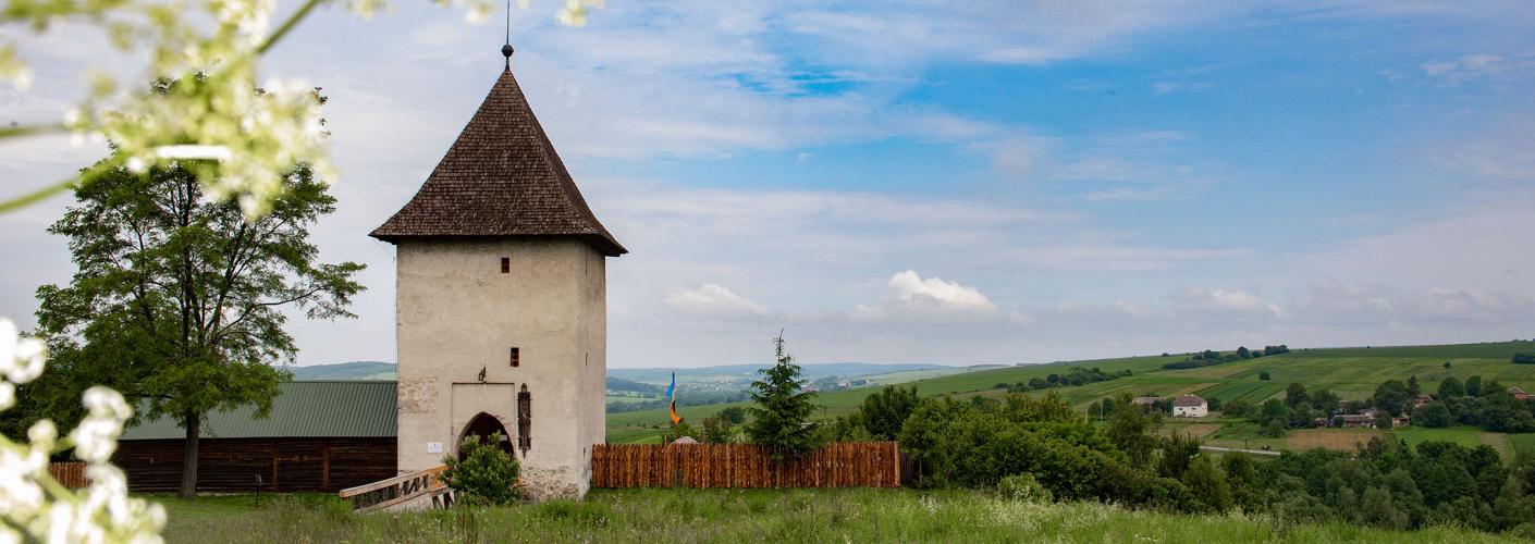 Музей-заповідник «П'ятничанська вежа» Музей-заповідник «П'ятничанська вежа»